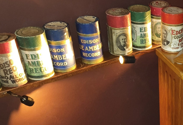 Sada 18 válečků fonograf