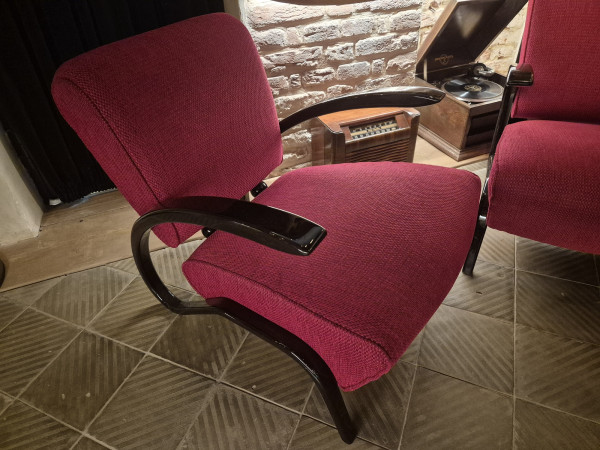 křesla Jindřich Halabala H-275