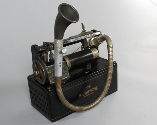 Fotografie {Dictaphone 7 Typ A}