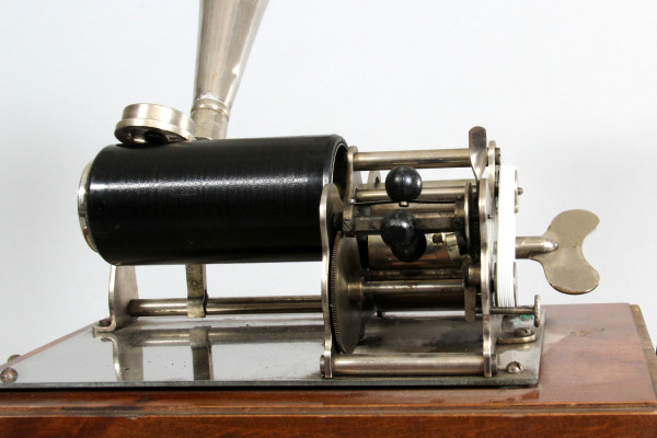 Fotografie {ON BOX - černá trouba}