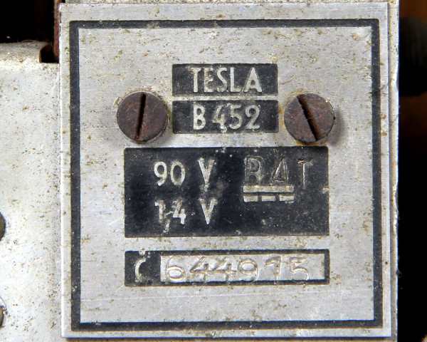 Fotografie {Tesla B 452}