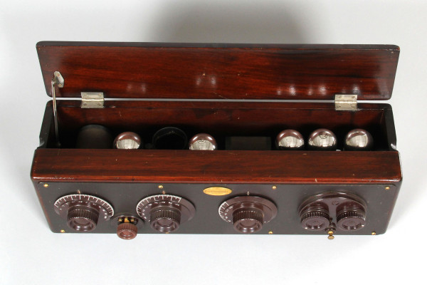 Fotografie {Atwater Kent 20C}