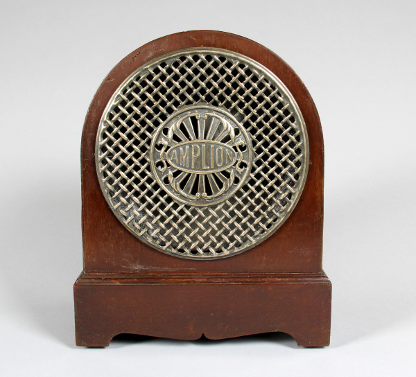 Fotografie {Amplion Radiolux Junior RS2}