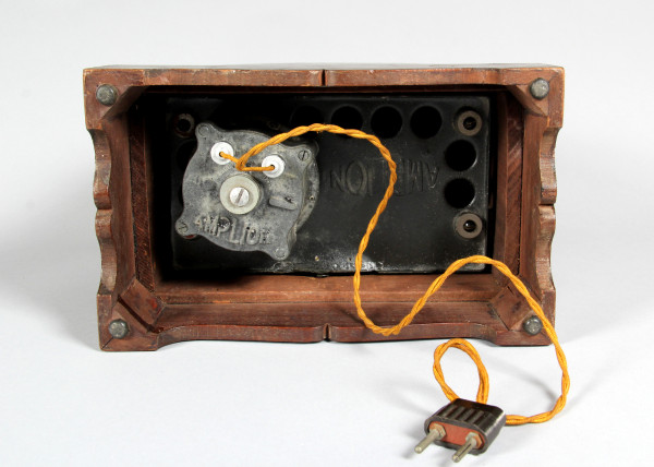 Fotografie {Amplion Radiolux Junior RS2}