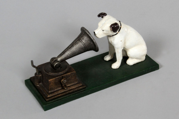 Fotografie {HMV - promotional figurine}
