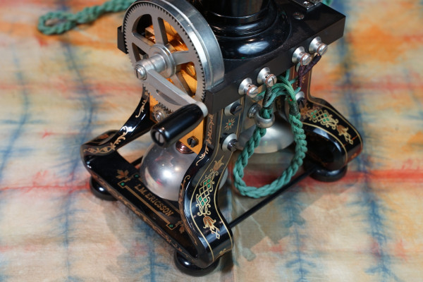 Fotografie {L.M. Ericsson - Skeleton}