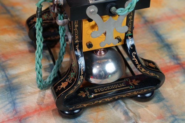 Fotografie {L.M. Ericsson - Skeleton}