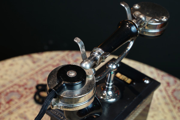 Fotografie {Rikstelefon - veřejný poštovní telefon}