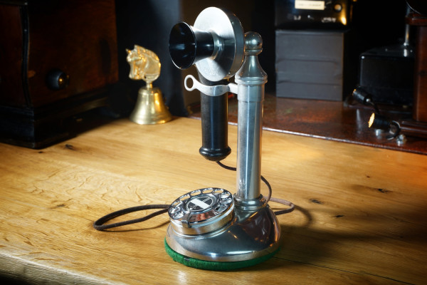 Fotografie {Automatic Electric Candlestic}