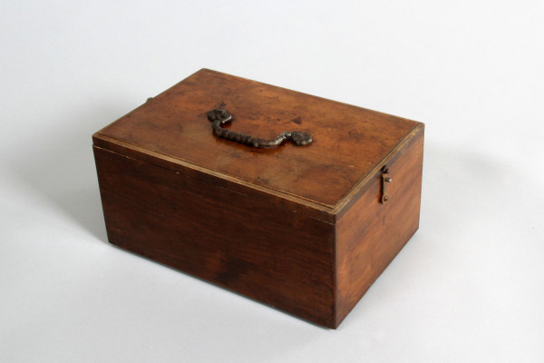 Fotografie {ON BOX - černá trouba}