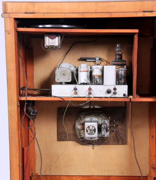 Fotografie {REL Gladiator 460}