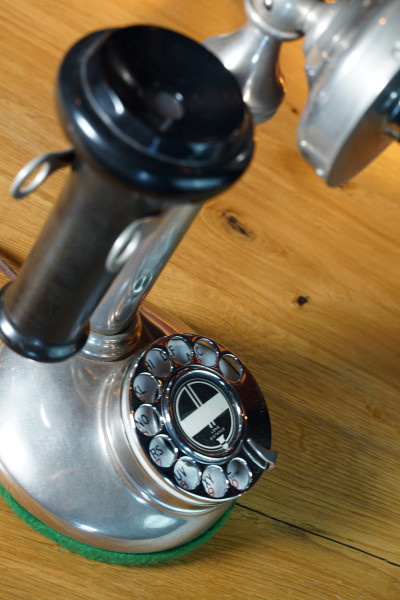 Fotografie {Automatic Electric Candlestick}