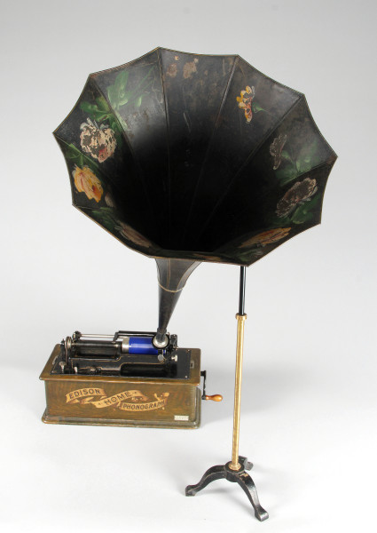 Fotografie {Edison model D home}