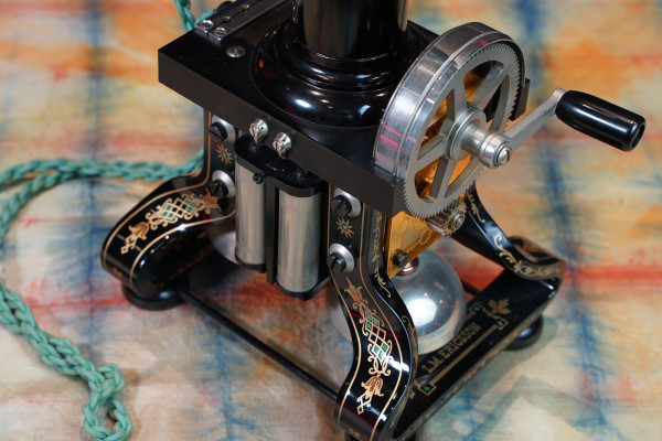 Fotografie {L.M. Ericsson - Skeleton}