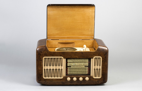 Fotografie {Radiomarelli FO 119}