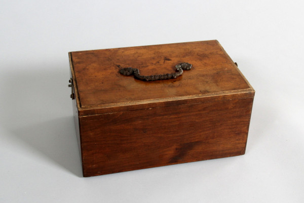 Fotografie {ON BOX - černá trouba}