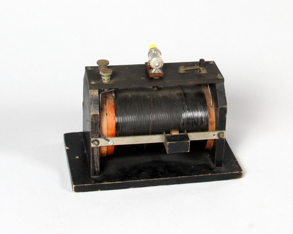 Fotografie {krystalka Radiozávody R 031}